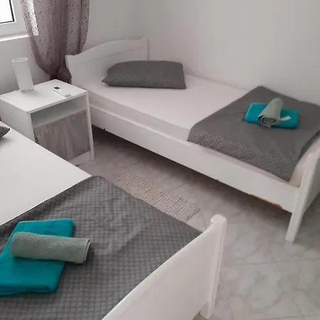 Apartment Ira *